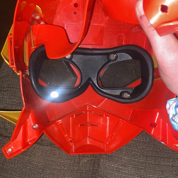 Power rangers red deluxe samurai megaforce ranger talking mask helmet - Picture 5 of 7